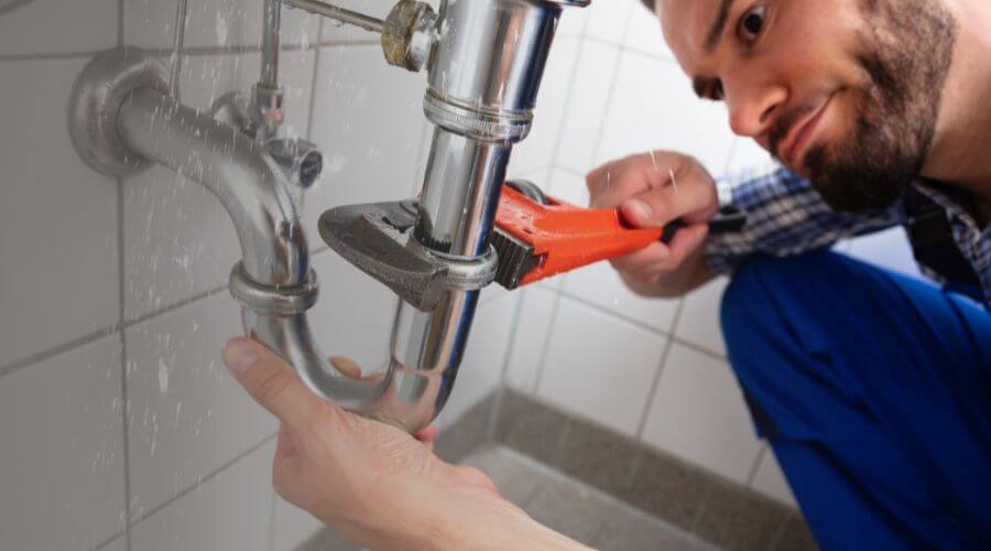 Professional sink repair in Chilo, OH